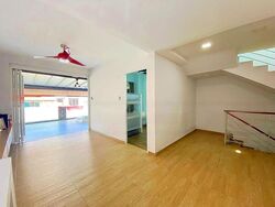 Flora Road (D17), Terrace #465344321